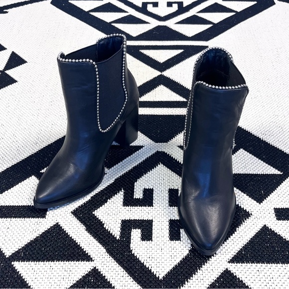 Steve Madden Shoes - Steve Madden Rocker Silver Stud Ankle Boots Size 6